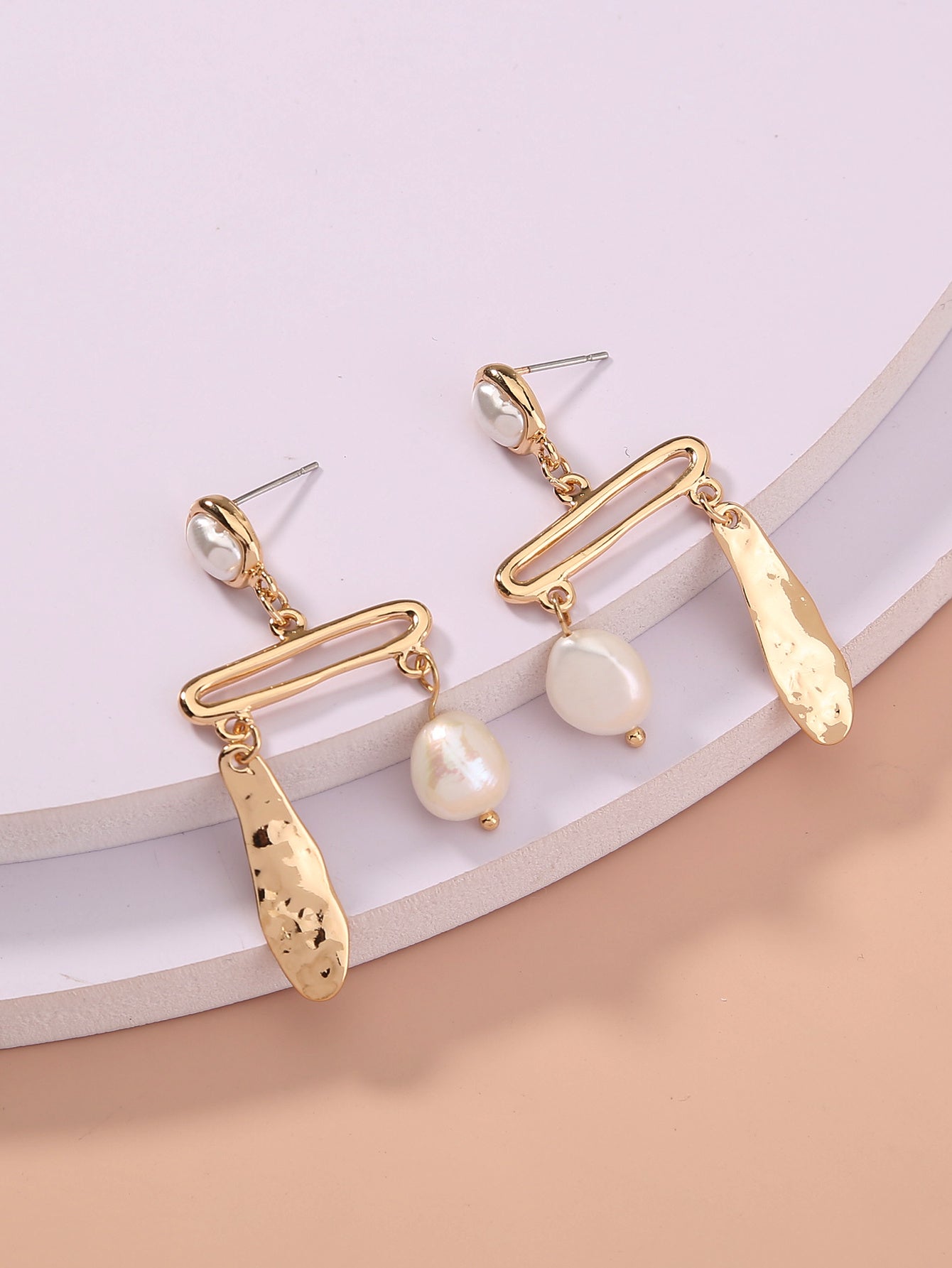 European and American creative retro style natural pearl geometric accessories metal wild trend exquisite ladies earrings earrings