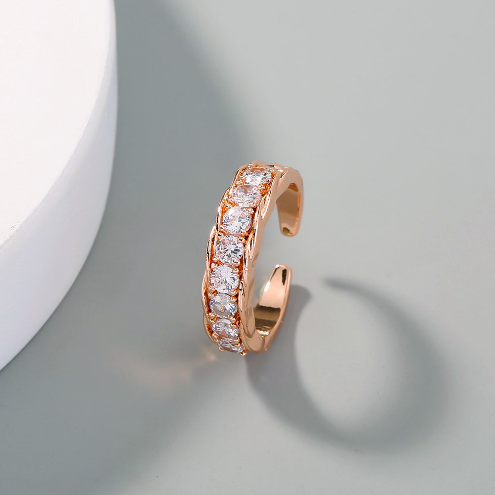 European and American fashion ring trend retro micro-inlaid zircon hand jewelry exaggerated ins style ladies accessories