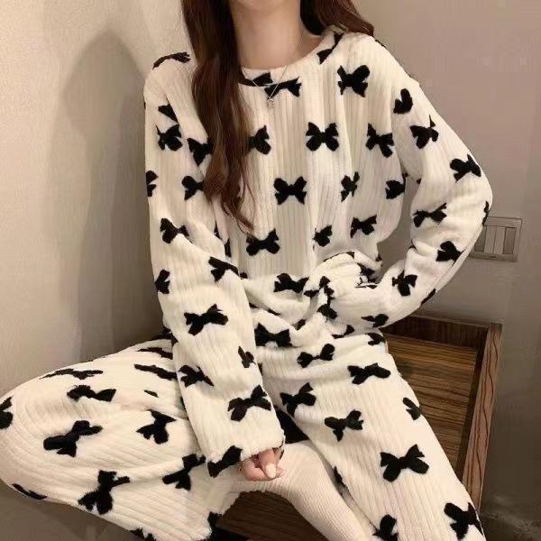 Women's Cute Coral Fleece Warm Thickened Loungewear