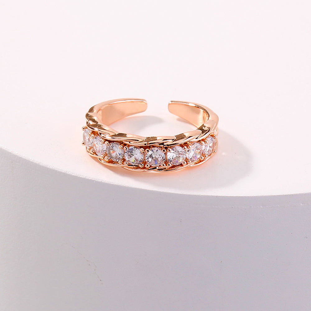 European and American fashion ring trend retro micro-inlaid zircon hand jewelry exaggerated ins style ladies accessories