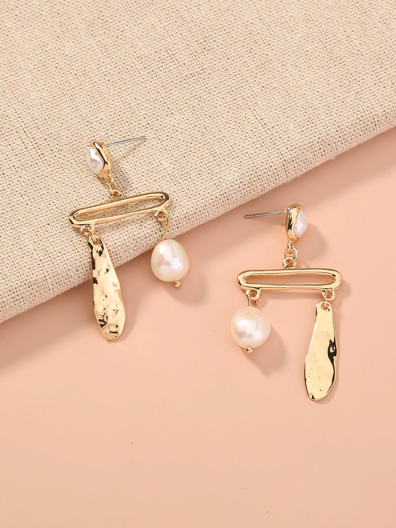 European and American creative retro style natural pearl geometric accessories metal wild trend exquisite ladies earrings earrings